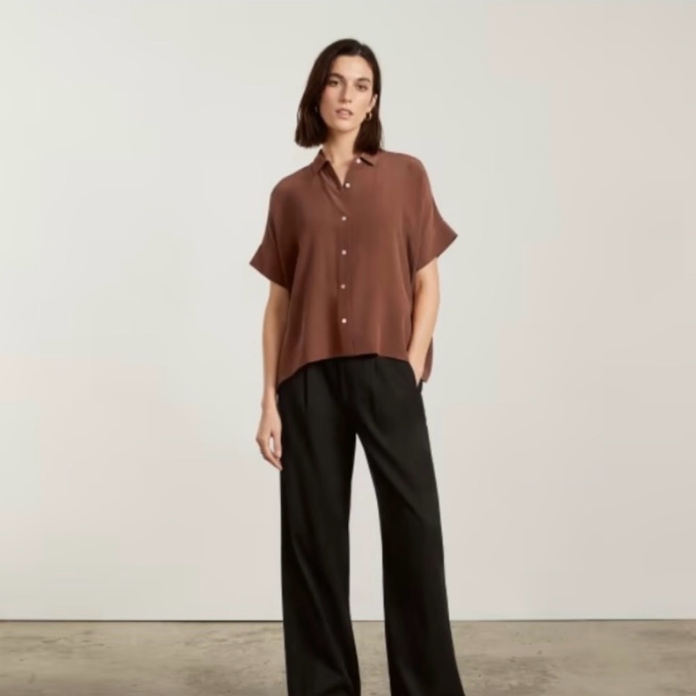Everlane - Boxy Shirt - 6 (Previous Version)
